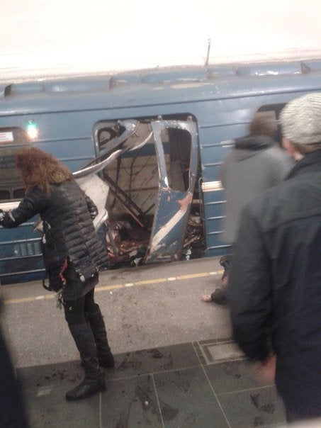 Ascienden a 14 los muertos en el atentado contra el metro de San Petersburgo Ascienden a 14 los muertos en el atentado contra el metro de San Petersburgo