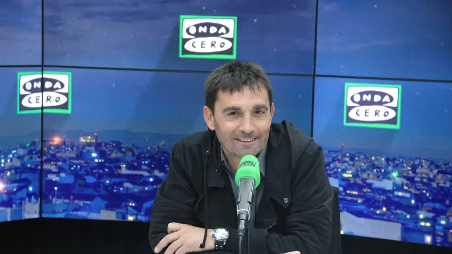 Asier Garitano, entrenador del Leganés, durante una entrevista en Onda Cero Asier Garitano, entrenador del Leganés, durante una entrevista en Onda Cero
