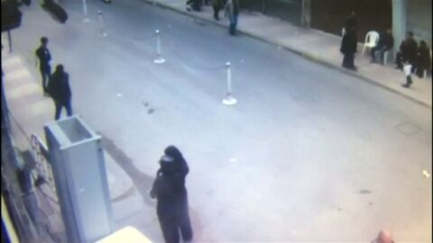 Frame 0.0 de: As&iacute; fue el momento de la explosi&oacute;n en el atentado de Alejandr&iacute;a