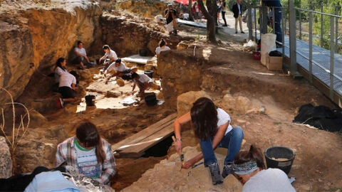 El Valle de los Neandertales