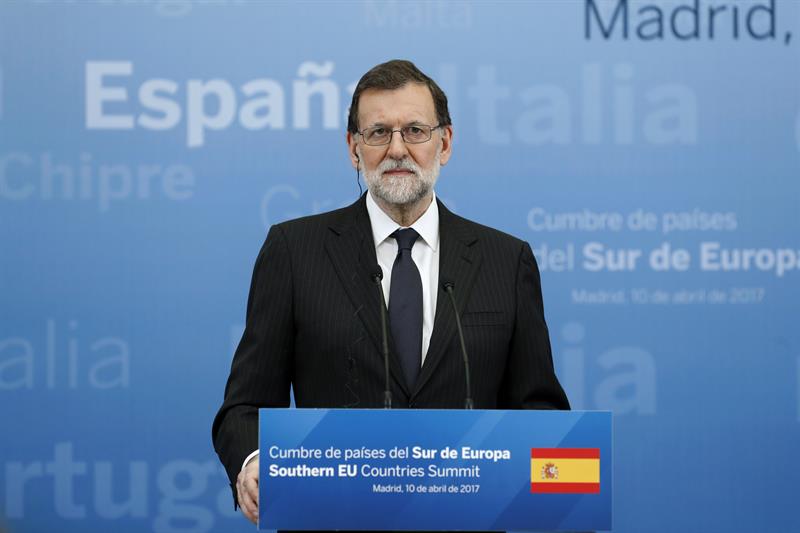 La Fiscalía se opone a que Rajoy testifique en el juicio de la 'Gürtel' por considerarlo "innecesario" La Fiscalía se opone a que Rajoy testifique en el juicio de la 'Gürtel' por considerarlo "innecesario"
