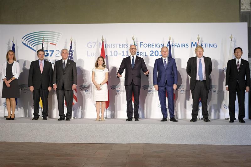 El G7 cree que el fin de la crisis en Siria pasa por una solución "política y no militar" El G7 cree que el fin de la crisis en Siria pasa por una solución "política y no militar"
