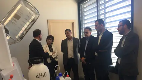 Visita a una de las empresas instaladas en el Parque Científico de la UMH. UMH