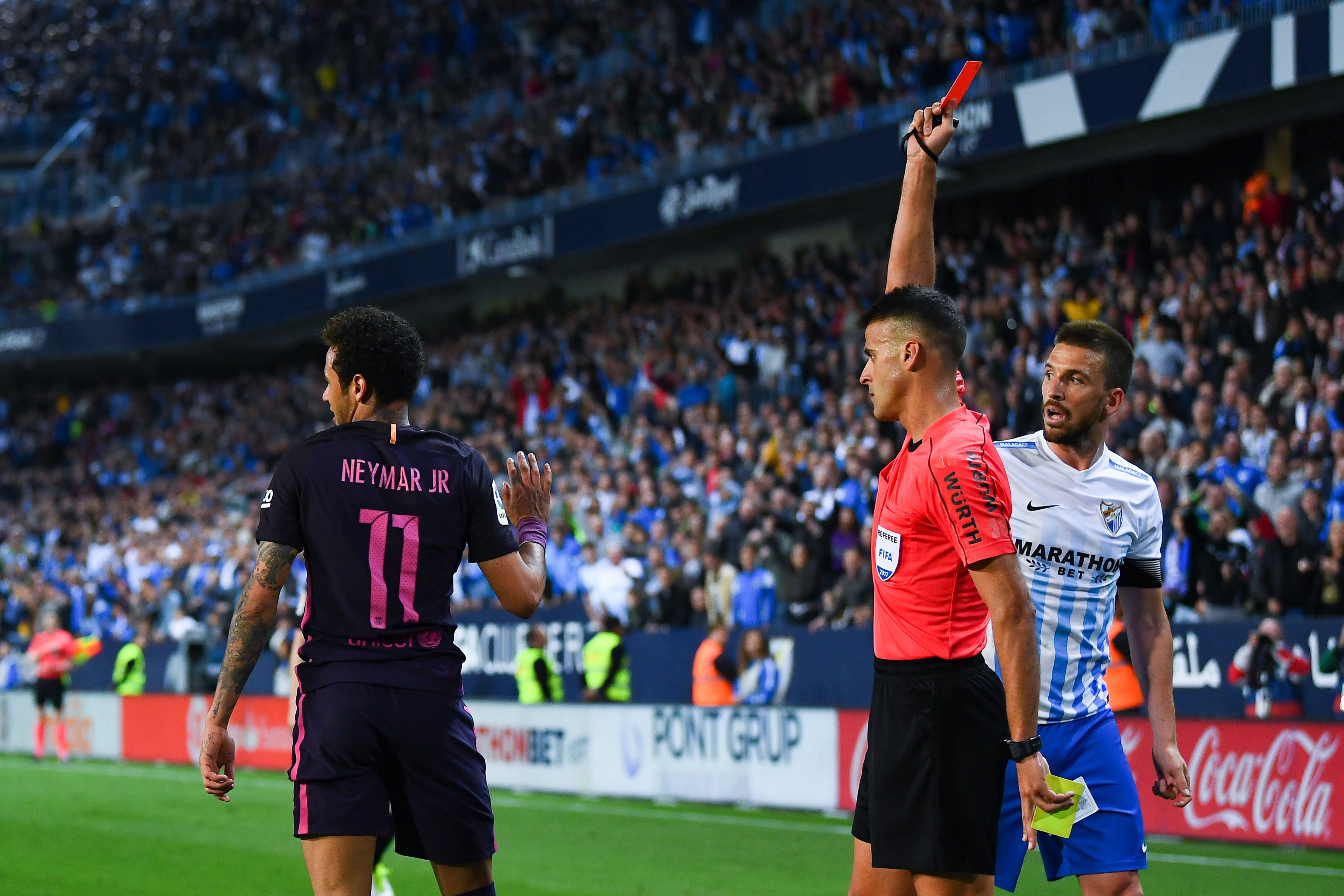 Neymar no jugará el Clásico: el Comité de Competición le sanciona con tres partidos Neymar no jugará el Clásico: el Comité de Competición le sanciona con tres partidos