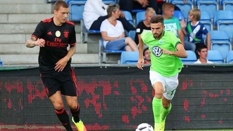 Borja Mayoral en un partido con el Wolfsburgo