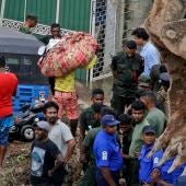 Al menos 16 personas han muerto sepultadas por toneladas de basura en Sri Lanka