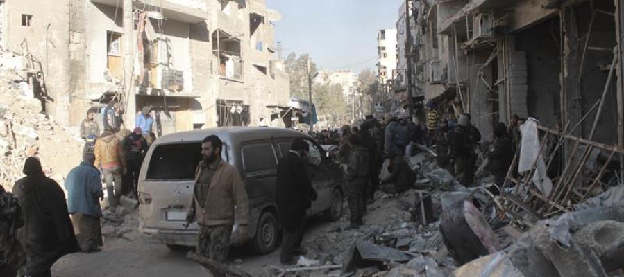 Civiles siendo evacuados del este de la ciudad de Alepo, Siria Civiles siendo evacuados del este de la ciudad de Alepo, Siria
