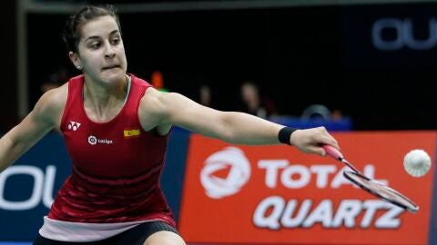 Carolina Mar&iacute;n, en acci&oacute;n en la semifinal en Singapur