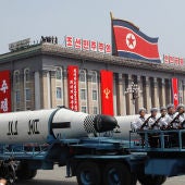 Misil presentado durante el desfile militar del Día del Sol en Corea del Norte (Archivo)