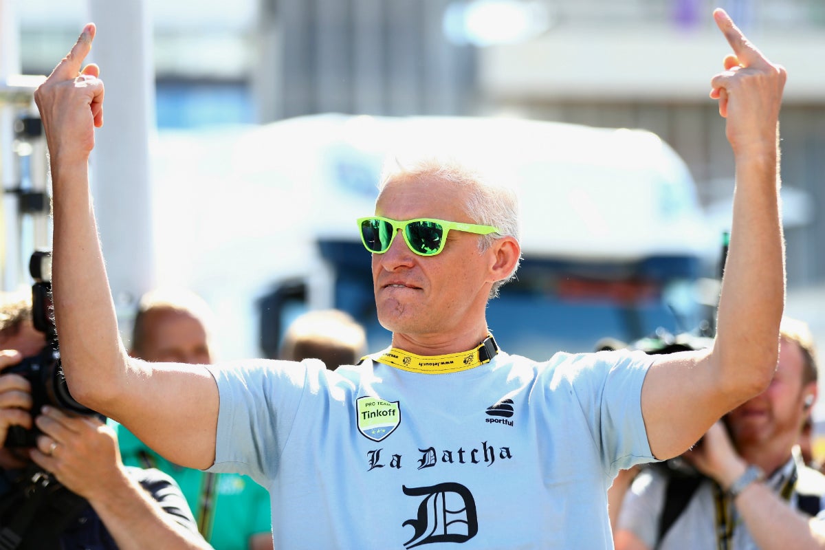 Tinkov ataca a Contador: "Mejor que deje el ciclismo y empiece a fo... con su esposa" Tinkov ataca a Contador: "Mejor que deje el ciclismo y empiece a fo... con su esposa"