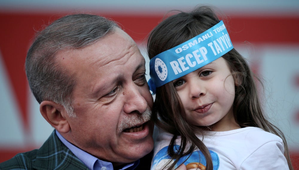 Erdogan durante un acto de campaña