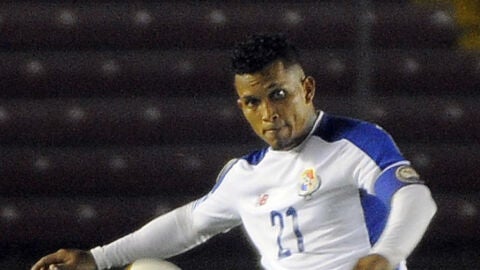 Am&iacute;lcar Henr&iacute;quez, en una jugada