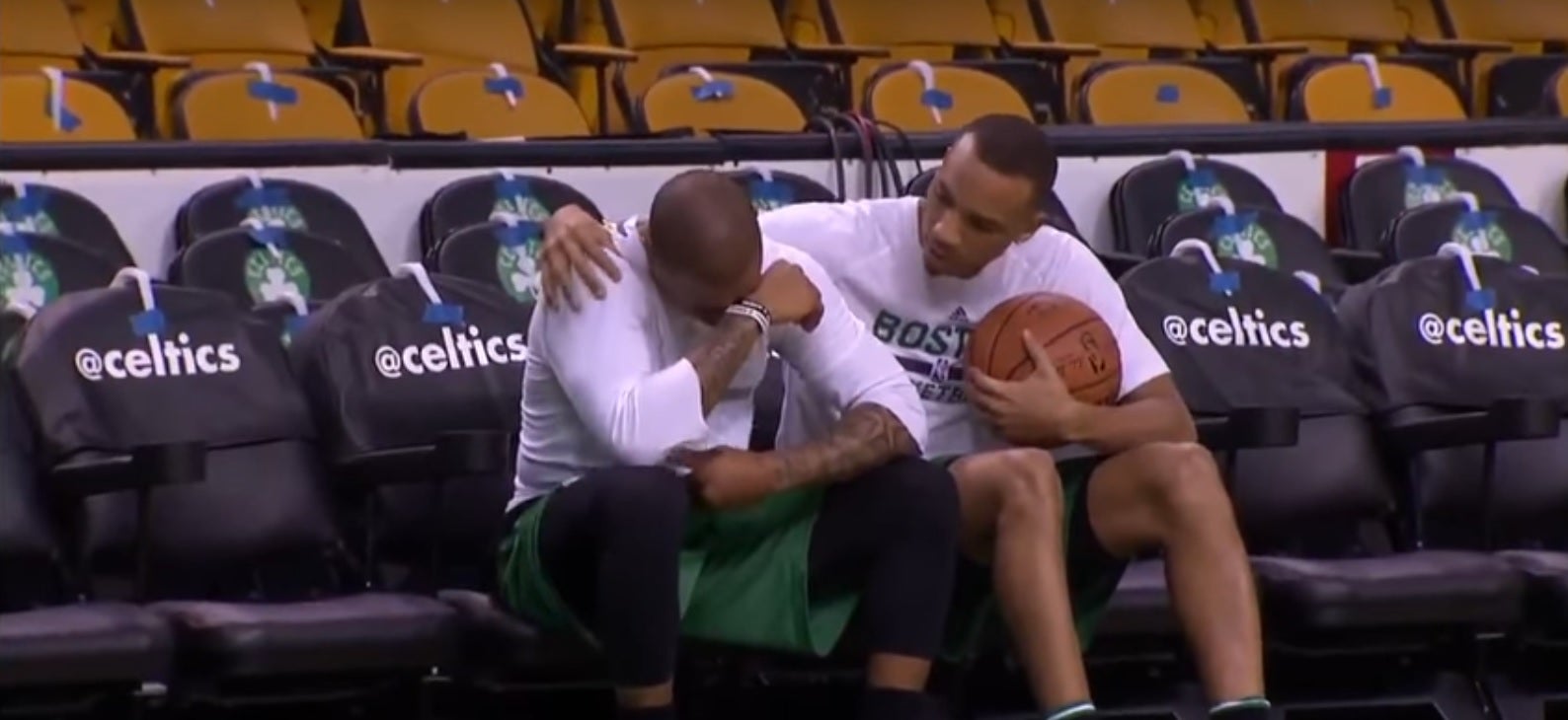 El partido más difícil para Isaiah Thomas: jugó contra los Bulls un día después de la muerte de su hermana El partido más difícil para Isaiah Thomas: jugó contra los Bulls un día después de la muerte de su hermana