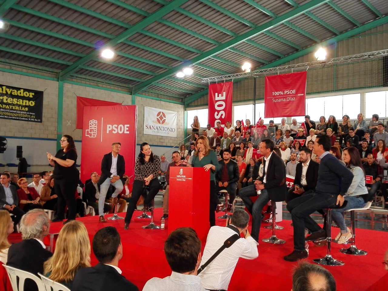 Susana Díaz reivindica el Corredor Mediterráneo y un cambio de modelo de financiación autonómica Susana Díaz reivindica el Corredor Mediterráneo y un cambio de modelo de financiación autonómica