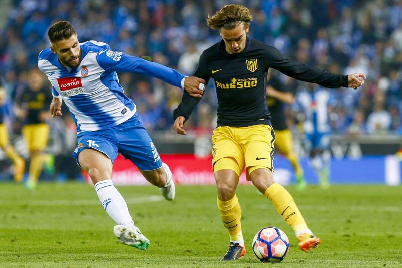 Espanyol 0-1 Atlético de Madrid | Un gol de Griezmann da la victoria al Atlético de Madrid en Cornellá ante el Espanyol Espanyol 0-1 Atlético de Madrid | Un gol de Griezmann da la victoria al Atlético de Madrid en Cornellá ante el Espanyol