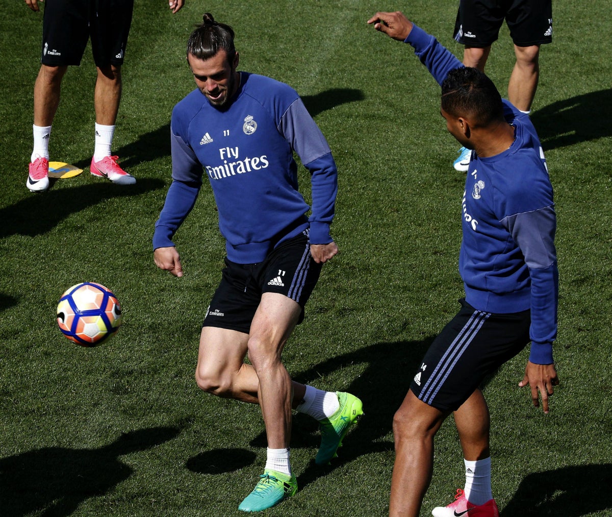 Bale se entrena con normalidad y está listo para el Clásico ante el Barcelona Bale se entrena con normalidad y está listo para el Clásico ante el Barcelona