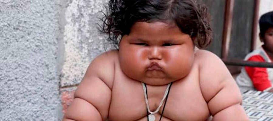 La pequeña de ocho meses Chahat Kumar La pequeña de ocho meses Chahat Kumar