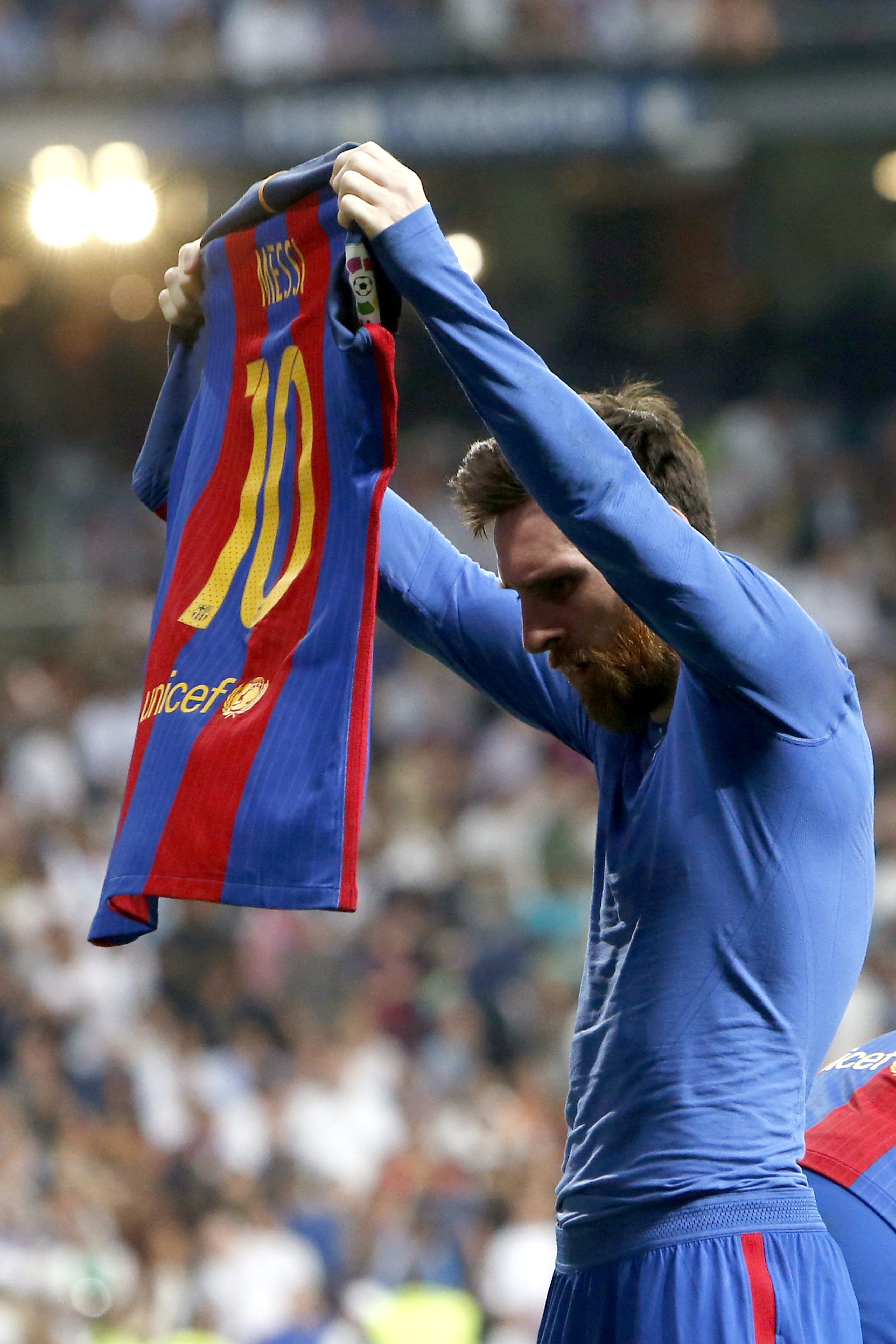 Der Spiegel afirma que el Real Madrid iba a pagar los 250 millones de la cláusula de Messi en 2013 Der Spiegel afirma que el Real Madrid iba a pagar los 250 millones de la cláusula de Messi en 2013