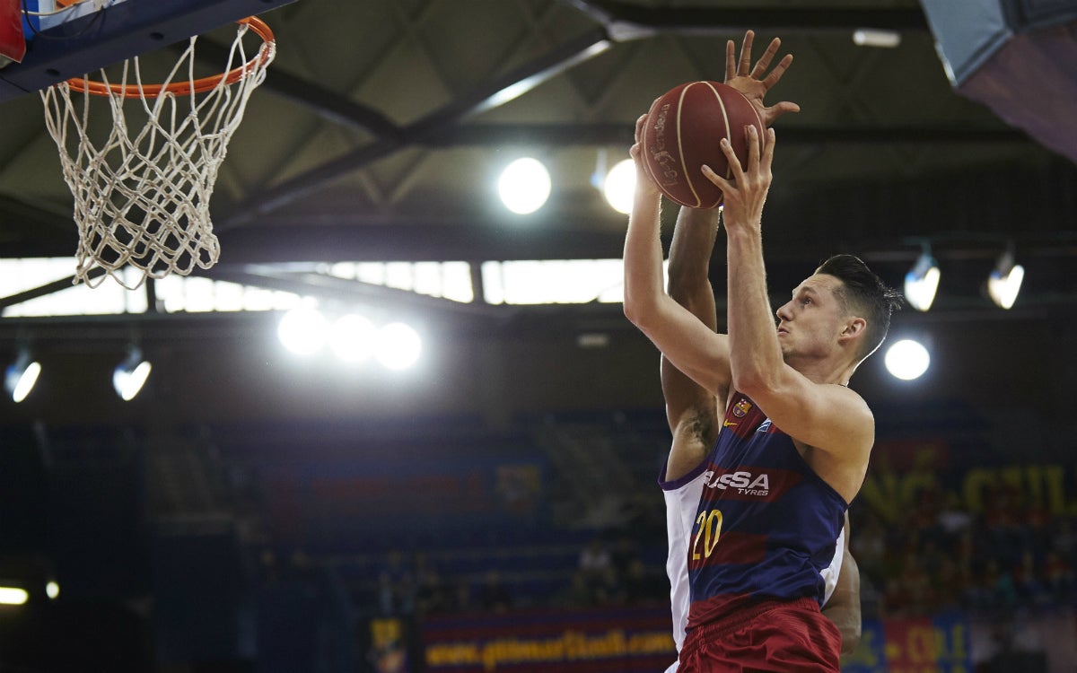 El Barcelona Lassa derrota al Unicaja y se afianza como cabeza de serie en los 'playoff' El Barcelona Lassa derrota al Unicaja y se afianza como cabeza de serie en los 'playoff'