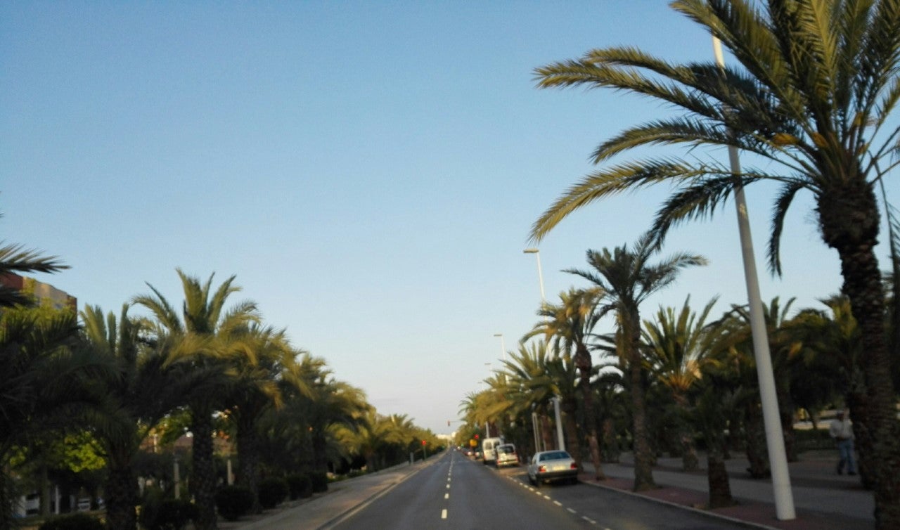 Hoy, viento fuerte en Estrecho y ascenso de temperaturas en Mediterráneo Hoy, viento fuerte en Estrecho y ascenso de temperaturas en Mediterráneo
