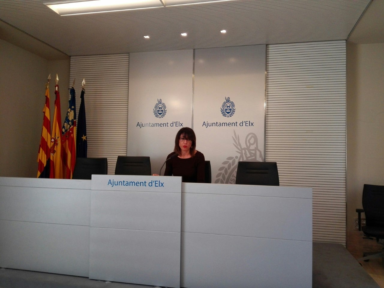 La edil de Educación en Elche dice que en su configuración se ha aplicado la norma “a rajatabla” La edil de Educación en Elche dice que en su configuración se ha aplicado la norma “a rajatabla”