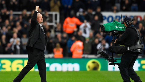 Rafa Ben&iacute;tez celebrando la victoria