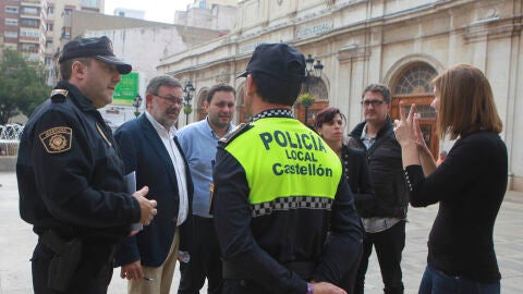 El procedimiento policial se activar&aacute; cuando la persona sorda mande un whatsApp, que podr&aacute; ser por una emergencia o por una incidencia.