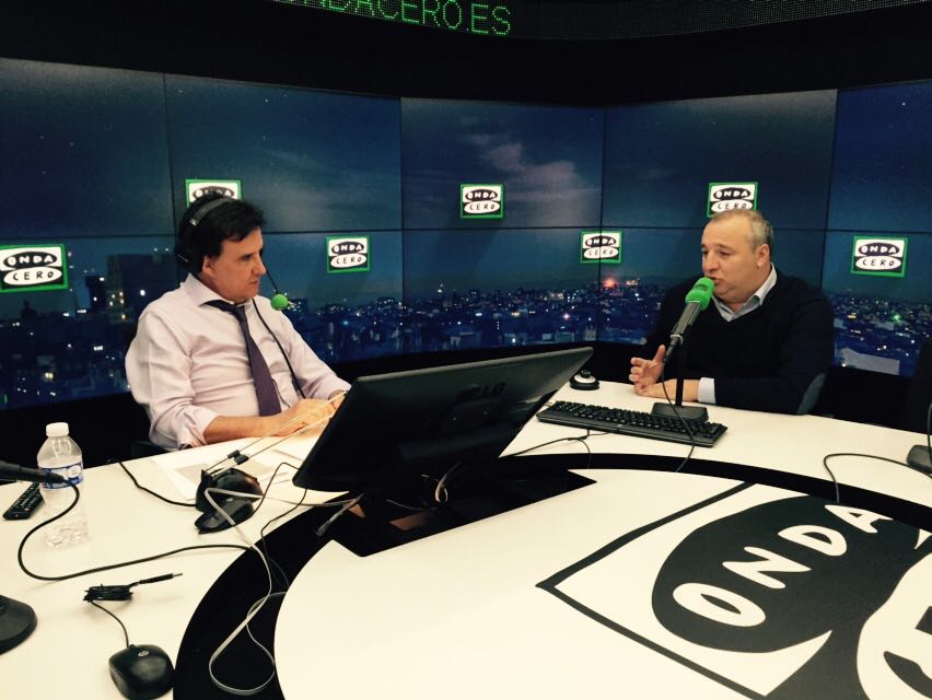 Miguel Ángel Ramírez: "Valerón estará en el cuerpo técnico con el entrenador que venga" Miguel Ángel Ramírez: "Valerón estará en el cuerpo técnico con el entrenador que venga"