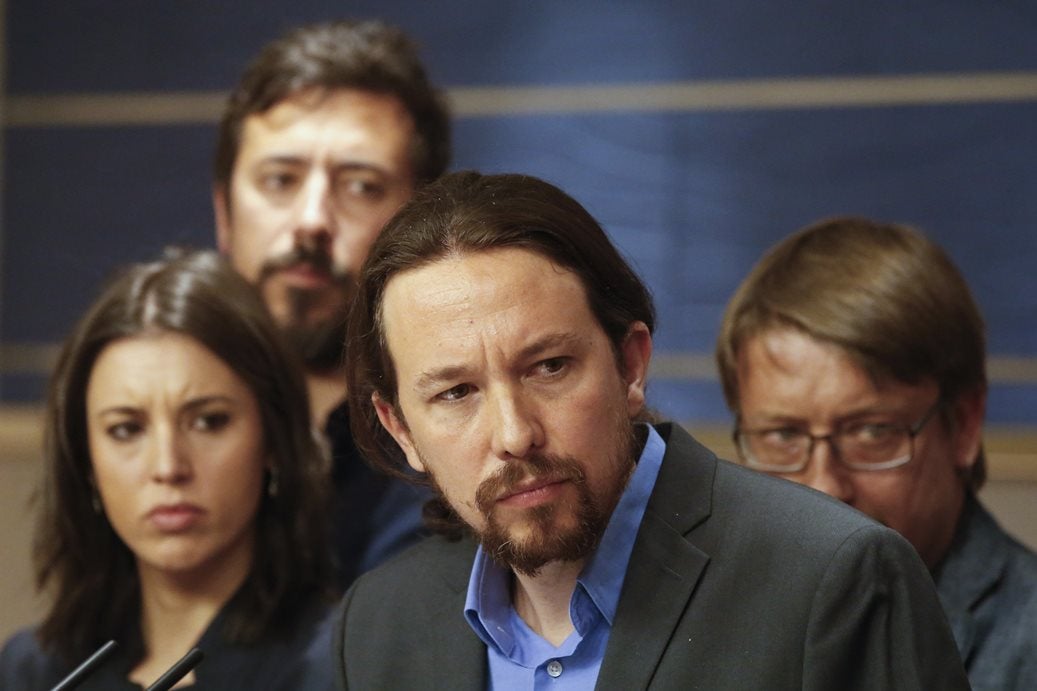 Podemos consultará a sus bases la moción de censura antes de presentarla Podemos consultará a sus bases la moción de censura antes de presentarla
