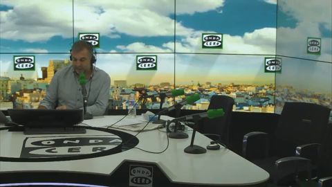 Frame 376.666583 de: Mon&oacute;logo de Alsina: "El fantasma de Blas de Lezo se le aparece a Rajoy, que cre&iacute;a tener hecho el puzzle de los presupuestos"