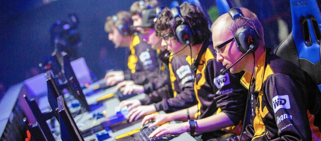 Lucas Rojo: "Los deportes electrónicos son los deportes del futuro" Lucas Rojo: "Los deportes electrónicos son los deportes del futuro"