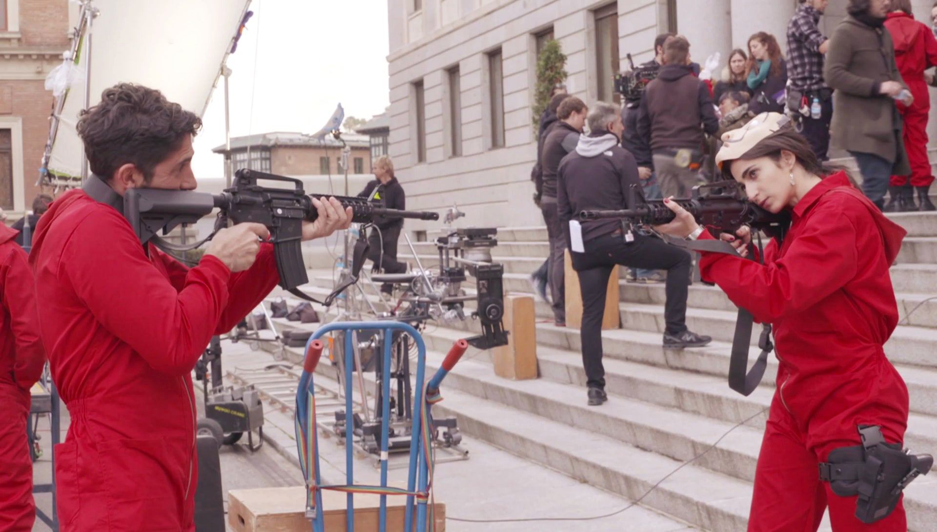 Javier Quintas: "La casa de papel' nos deja a los directores mucha libertad para divertirnos" Javier Quintas: "La casa de papel' nos deja a los directores mucha libertad para divertirnos"