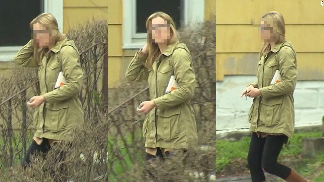 Una exagente del FBI se casó en Siria con un yihadista alemán al que investigaba Una exagente del FBI se casó en Siria con un yihadista alemán al que investigaba