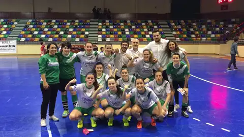 El Joventut d'Elx empató a tres goles en la pista de L'Hospitalet. FÚTBOL SALA