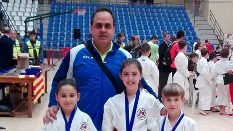 El Club Karate do Shotokan Chazarra tuvo una destacada actuación en el Torneo Primavera de Alicante. KARATE