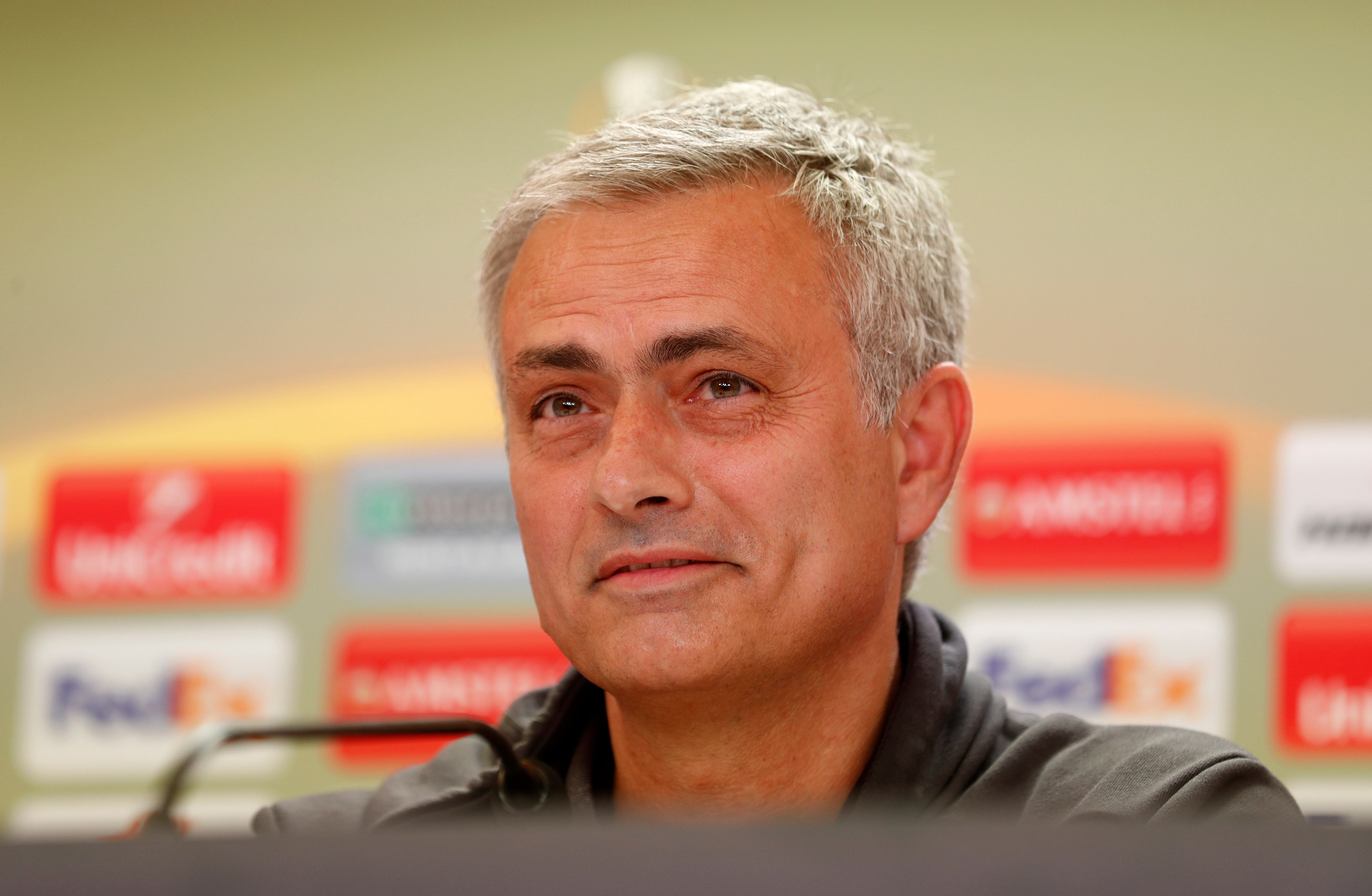 El 'otro' Mourinho: "Volveré al Real Madrid cuando lo vea necesario" El 'otro' Mourinho: "Volveré al Real Madrid cuando lo vea necesario"