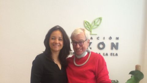 Francisco Luz&oacute;n y su mujer, Mar&iacute;a Jos&eacute; Arregui, en la sede de Fundaci&oacute;n Luz&oacute;n