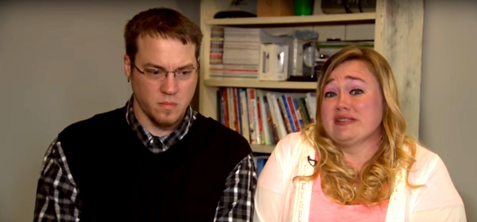 Retiran la custodia a unos padres por colgar en YouTube bromas ofensivas hacia sus hijos Retiran la custodia a unos padres por colgar en YouTube bromas ofensivas hacia sus hijos