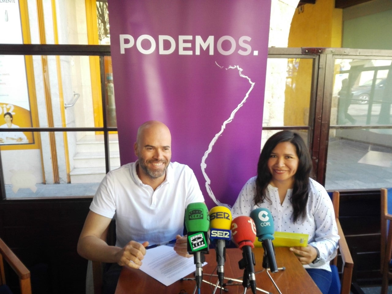 Podemos Elche pide al tripartito municipalizar el servicio de limpieza de la ciudad Podemos Elche pide al tripartito municipalizar el servicio de limpieza de la ciudad