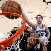 Pau Gasol, ante los Houston Rockets Pau Gasol, ante los Houston Rockets