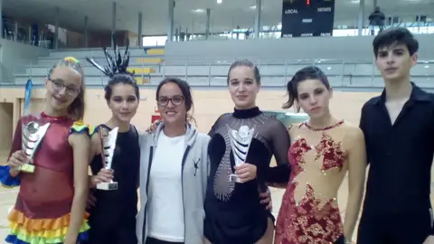 Componentes del Club de Patinaje de Elche en el Open de Las Rozas. PATINAJE