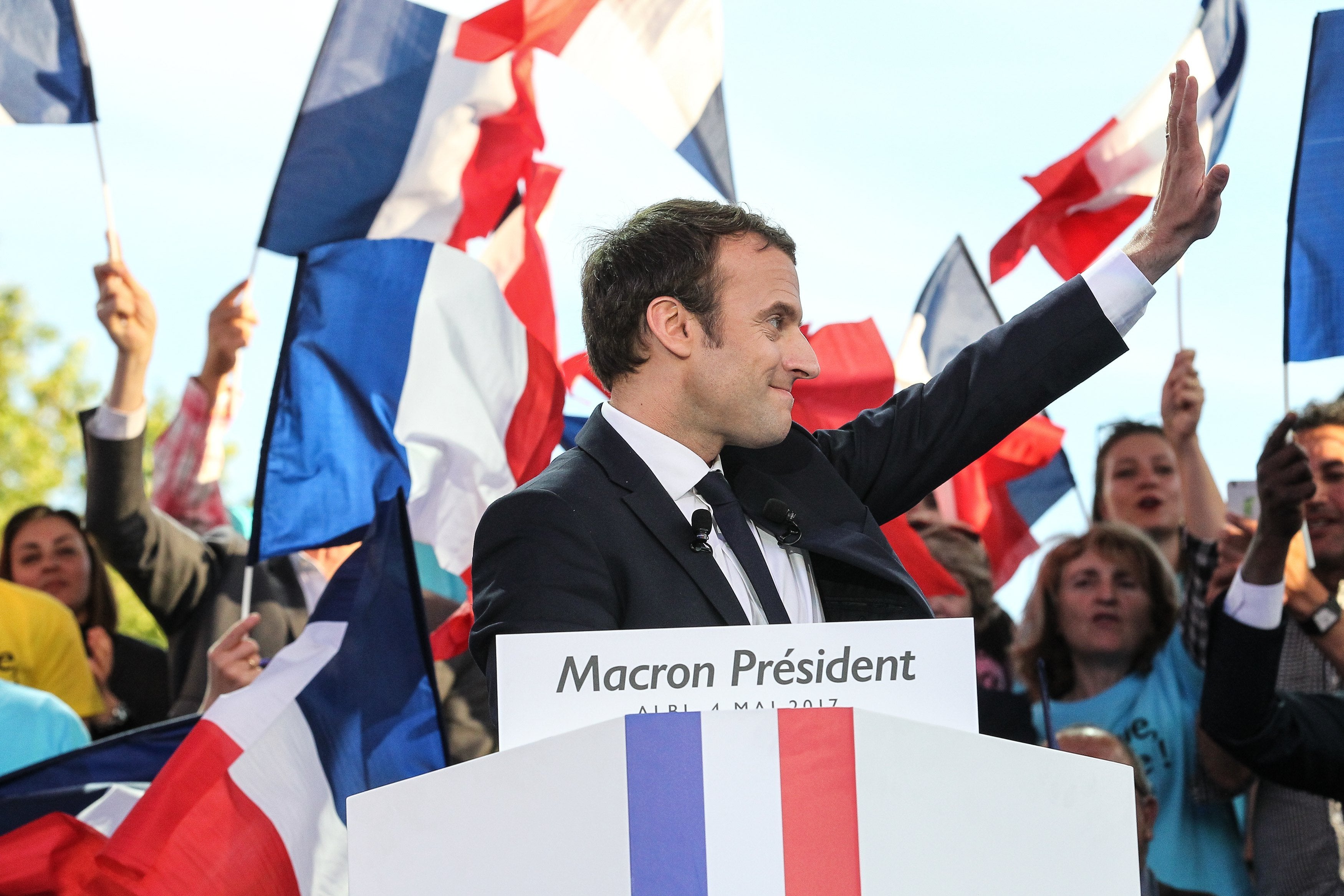 Macron amplía su ventaja sobre Le Pen en los sondeos a dos días de la segunda vuelta de las elecciones Macron amplía su ventaja sobre Le Pen en los sondeos a dos días de la segunda vuelta de las elecciones