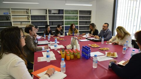 Vila-real impulsar&agrave; accions per a prestigiar la Formaci&oacute; Professional del sector cer&agrave;mic. Dimarts que ve 9 de maig esta prevista la primera jornada informativa en Fundaci&oacute; Flors per als alumnes de tercer i quart d'ESO. 