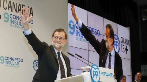 El presidente del gobierno, Mariano Rajoy, durante su intervenci&oacute;n en la clausura del congreso insular del PP de Gran Canaria