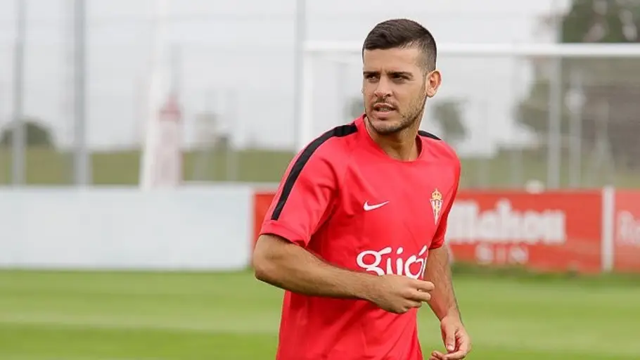 El jugador del Sporting, Víctor Rodríguez El jugador del Sporting, Víctor Rodríguez