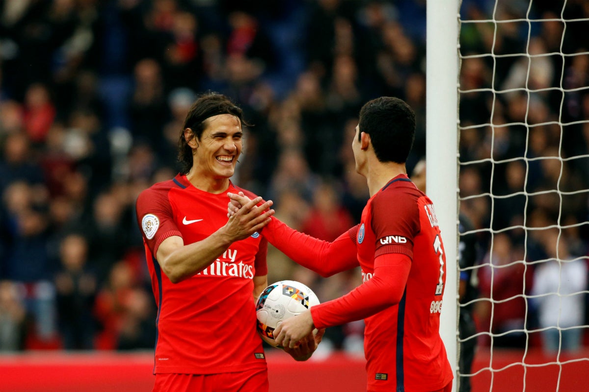 El PSG de Edinson Cavani mete presión al Mónaco tras vencer al Bastia El PSG de Edinson Cavani mete presión al Mónaco tras vencer al Bastia
