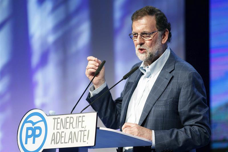 Rajoy pide "generosidad y grandeza" para lograr apoyos para los Presupuestos Rajoy pide "generosidad y grandeza" para lograr apoyos para los Presupuestos