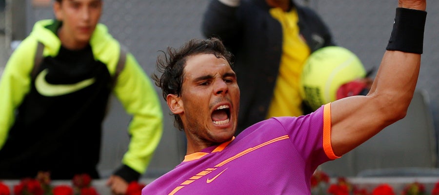 Rafa Nadal celebra su triunfo en el Mutua Madrid Open Rafa Nadal celebra su triunfo en el Mutua Madrid Open