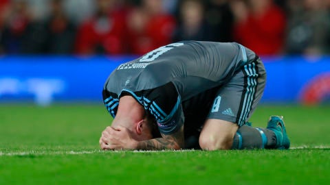 John Guidetti se lamenta por la ocasi&oacute;n fallada ante el United