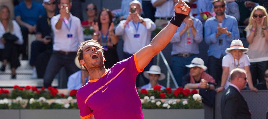 Rafa Nadal celebra su triunfo en la Caja Mágica Rafa Nadal celebra su triunfo en la Caja Mágica